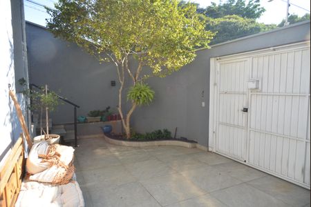 Casa à venda com 144m², 2 quartos e 2 vagasGaragem