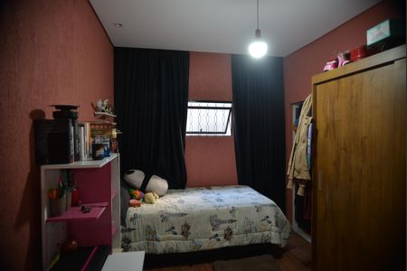 Casa à venda com 144m², 2 quartos e 2 vagasQuarto Suite