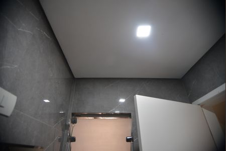 Casa à venda com 144m², 2 quartos e 2 vagasBanheiro Social