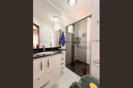 Apartamento à venda com 71m², 2 quartos e 1 vagaBanheiro da Suíte