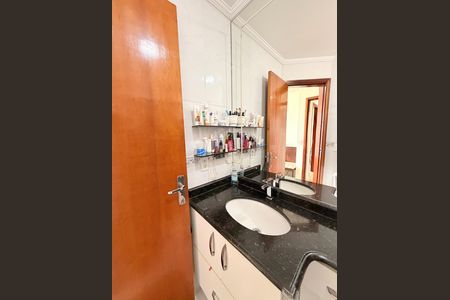 Apartamento à venda com 71m², 2 quartos e 1 vagaBanheiro da Suíte