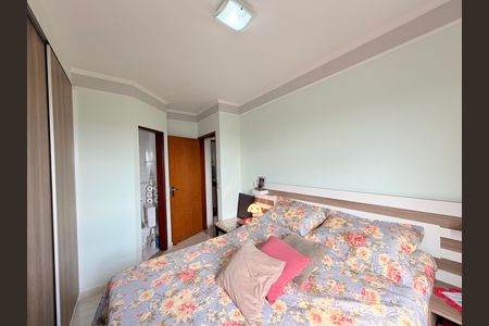 Apartamento à venda com 71m², 2 quartos e 1 vagaQuarto 2 - Suíte
