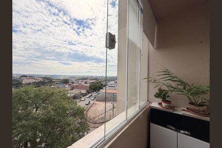 Sacada de apartamento à venda com 2 quartos, 71m² em Jardim do Lago, Jundiaí