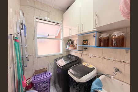 Apartamento à venda com 71m², 2 quartos e 1 vagaÁrea de Serviço