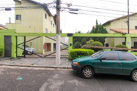 Casa de condomínio para alugar com 85m², 2 quartos e 1 vaga Casa de condomínio para alugar com 85m², 2 quartos e 1 vagaFachada