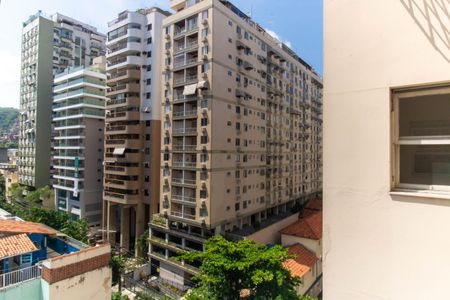 Apartamento para alugar com 85m², 3 quartos e sem vagaVista do Quarto 2