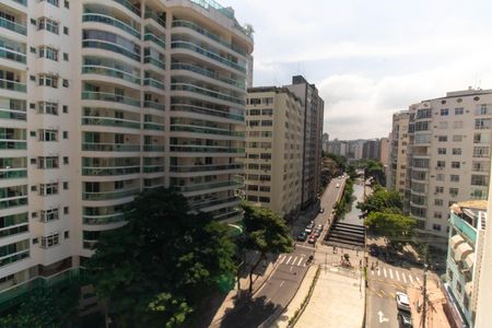 Vista do Quarto 1 de apartamento para alugar com 3 quartos, 85m² em Icaraí, Niterói