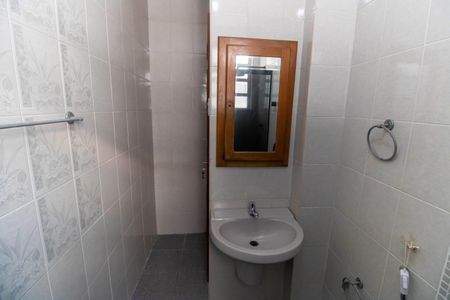 Apartamento para alugar com 85m², 3 quartos e sem vagaBanheiro