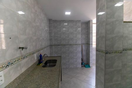 Apartamento para alugar com 85m², 3 quartos e sem vagaCozinha e Área de Serviço