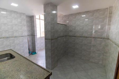 Apartamento para alugar com 85m², 3 quartos e sem vagaCozinha e Área de Serviço