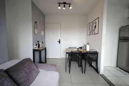 Apartamento à venda com 45m², 2 quartos e 1 vagaSala