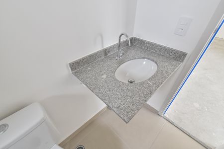 Apartamento à venda com 42m², 2 quartos e sem vaga Apartamento à venda com 42m², 2 quartos e sem vagaBanheiro