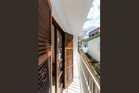 Casa à venda com 153m², 3 quartos e 3 vagasQuarto 1 - Sacada