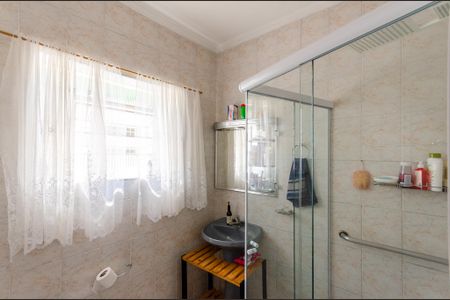 Casa à venda com 153m², 3 quartos e 3 vagasBanheiro