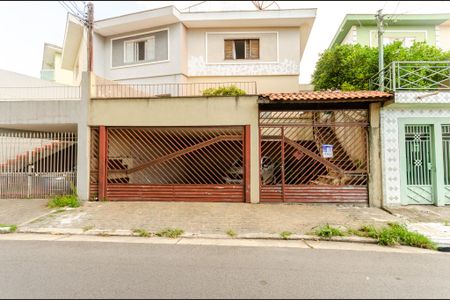 Casa à venda com 153m², 3 quartos e 3 vagasFachada