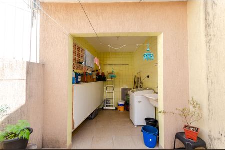 Casa à venda com 153m², 3 quartos e 3 vagasÁrea de Serviço