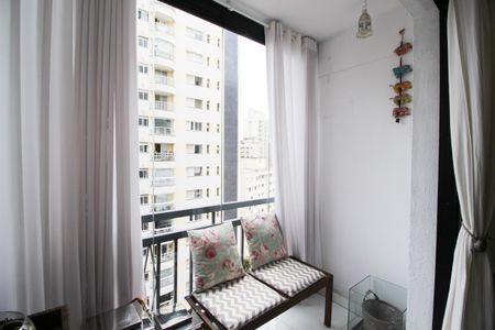 Varanda de apartamento para alugar com 2 quartos, 60m² em Itaim Bibi, São Paulo