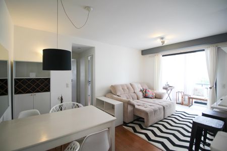 Apartamento para alugar com 60m², 2 quartos e 1 vaga Apartamento para alugar com 60m², 2 quartos e 1 vagaSala