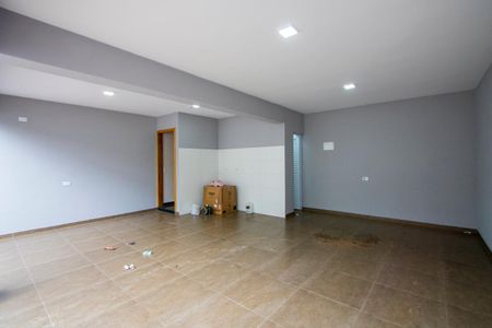 Casa para alugar com 127m², 2 quartos e 2 vagas Casa para alugar com 127m², 2 quartos e 2 vagasÁrea de serviço/Garagem