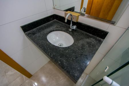 Casa para alugar com 127m², 2 quartos e 2 vagas Casa para alugar com 127m², 2 quartos e 2 vagasBanheiro do quarto 2