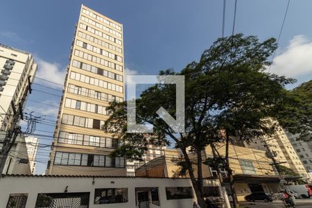 Apartamento à venda com 105m², 3 quartos e 1 vagaFachada