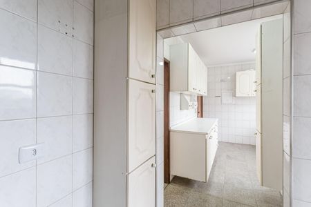 Apartamento à venda com 105m², 3 quartos e 1 vagaÁrea de Serviço