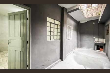 Casa para alugar com 42m², 1 quarto e sem vagaÁrea de Serviço