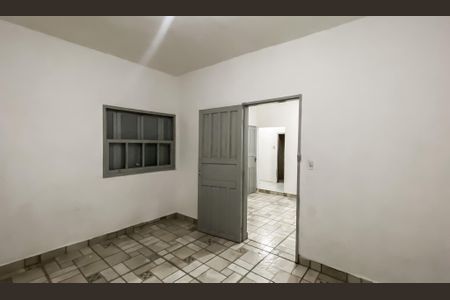 Casa para alugar com 42m², 1 quarto e sem vagaQuarto 