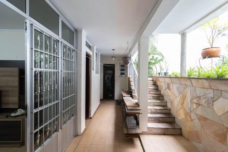 Casa para alugar com 315m², 4 quartos e 6 vagas