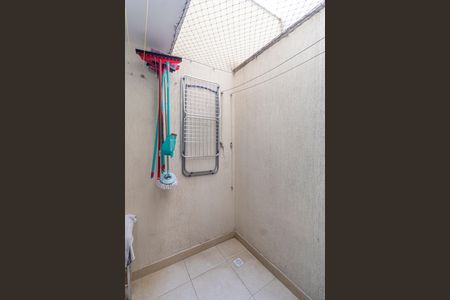 Casa de condomínio à venda com 50m², 2 quartos e 1 vagaÁrea de Serviço