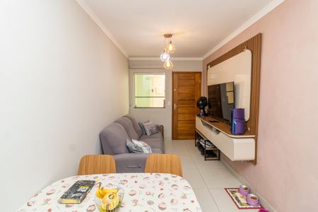 Sala de casa de condomínio à venda com 2 quartos, 50m² em Vila Germinal, São Paulo