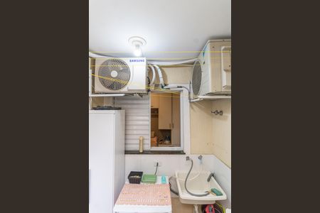 Casa de condomínio à venda com 50m², 2 quartos e 1 vagaÁrea de Serviço