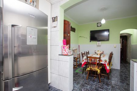 Casa à venda com 250m², 3 quartos e 2 vagas Casa à venda com 250m², 3 quartos e 2 vagasCozinha