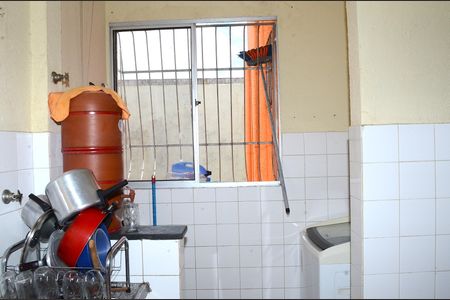 Apartamento à venda com 49m², 2 quartos e 1 vagaCozinha e Área de Serviço