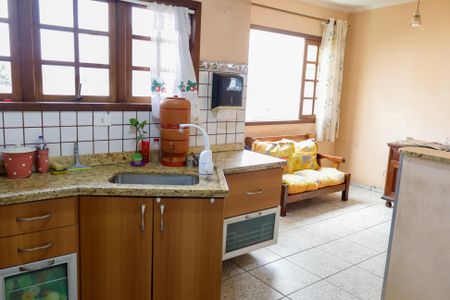 Casa para alugar com 65m², 2 quartos e 1 vaga Casa para alugar com 65m², 2 quartos e 1 vagaCozinha