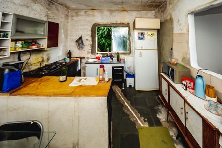 Casa à venda com 7 quartos, 200m² em Jardim Felicidade, Belo Horizonte