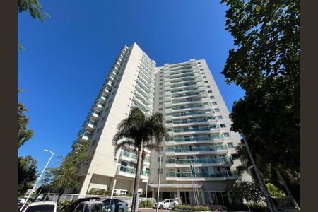 Apartamento para alugar com 75m², 2 quartos e 1 vagaFachada