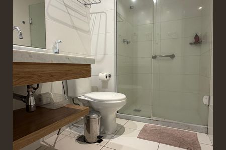 Apartamento para alugar com 75m², 2 quartos e 1 vagaBanheiro da suíte 2