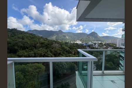 Apartamento para alugar com 75m², 2 quartos e 1 vagaÁrea de serviço - Varanda 