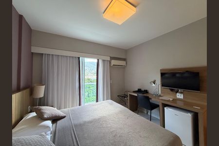 Apartamento para alugar com 75m², 2 quartos e 1 vagaSuíte 2