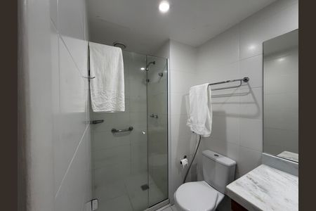 Apartamento para alugar com 75m², 2 quartos e 1 vagaBanheiro da suíte 1