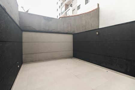 Casa para alugar com 200m², 3 quartos e 4 vagas Casa para alugar com 200m², 3 quartos e 4 vagasQuintal