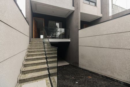 Casa para alugar com 200m², 3 quartos e 4 vagas Casa para alugar com 200m², 3 quartos e 4 vagasFachada