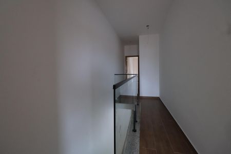 Casa à venda com 200m², 3 quartos e 4 vagasCorredor