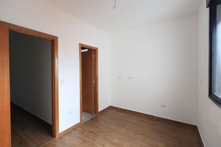 Casa à venda com 200m², 3 quartos e 4 vagasQuarto 1 - Suíte
