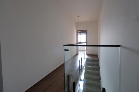 Casa à venda com 200m², 3 quartos e 4 vagasCorredor