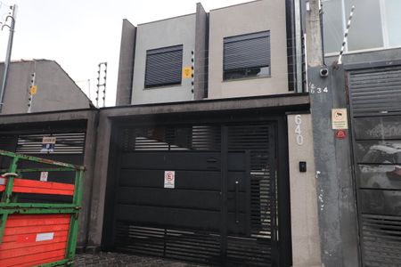 Casa à venda com 200m², 3 quartos e 4 vagasFachada