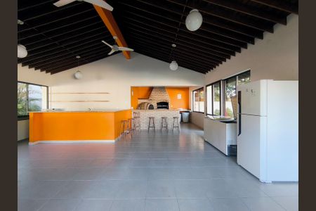 Apartamento à venda com 214m², 3 quartos e 2 vagas Apartamento à venda com 214m², 3 quartos e 2 vagasÁrea comum - Churrasqueira