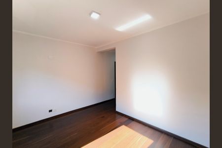 Apartamento à venda com 214m², 3 quartos e 2 vagas Apartamento à venda com 214m², 3 quartos e 2 vagasQuarto 2 - Suíte