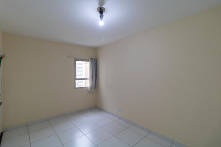 Apartamento à venda com 48m², 1 quarto e sem vaga Apartamento à venda com 48m², 1 quarto e sem vagaSalas
